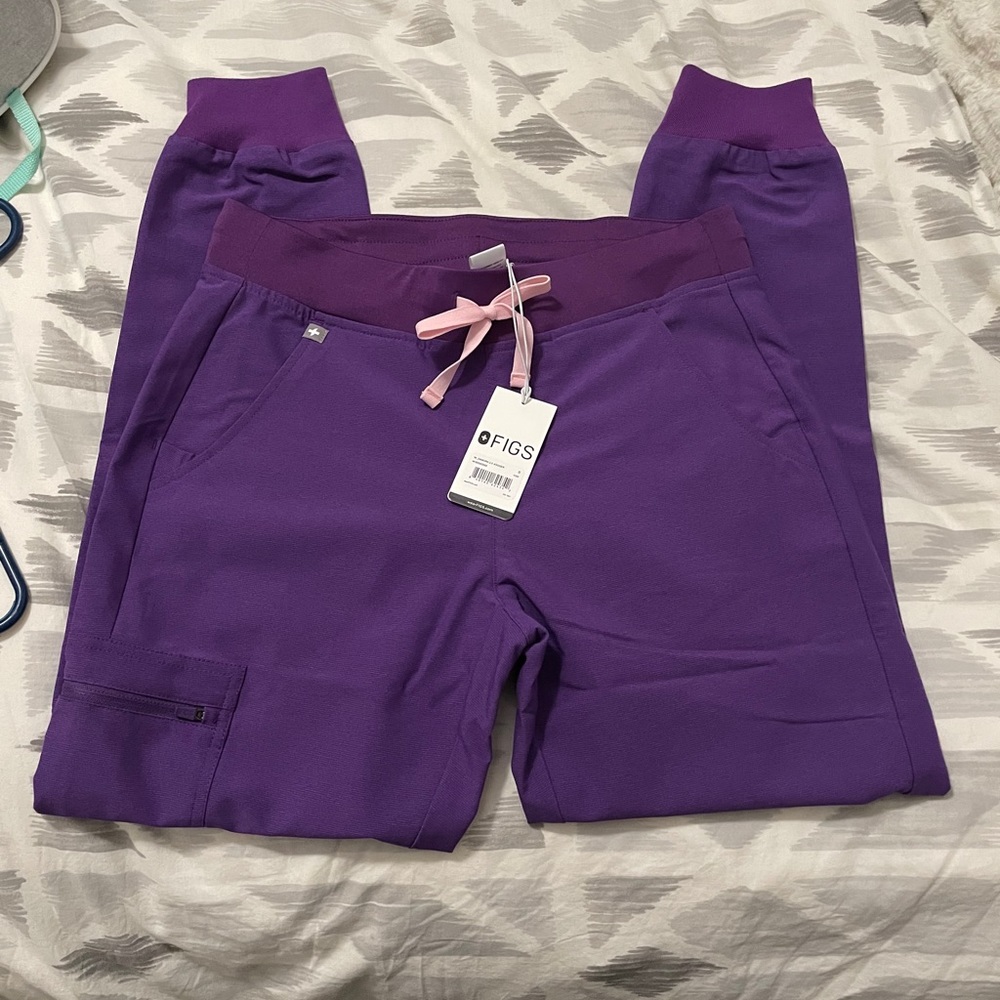 Ultraviolet figs Zamora joggers